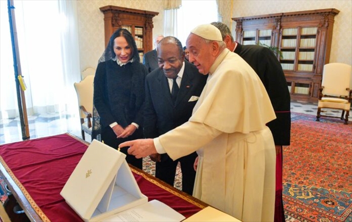 Gabon-Vatican:Le